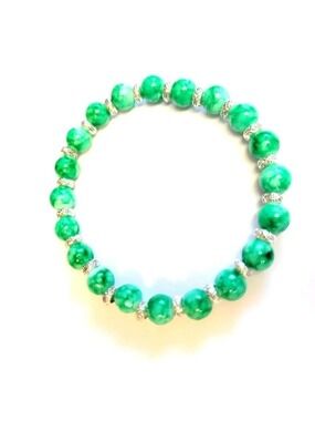 Green Snowflake Beaded Bracelet Silver Accent 8 Inch